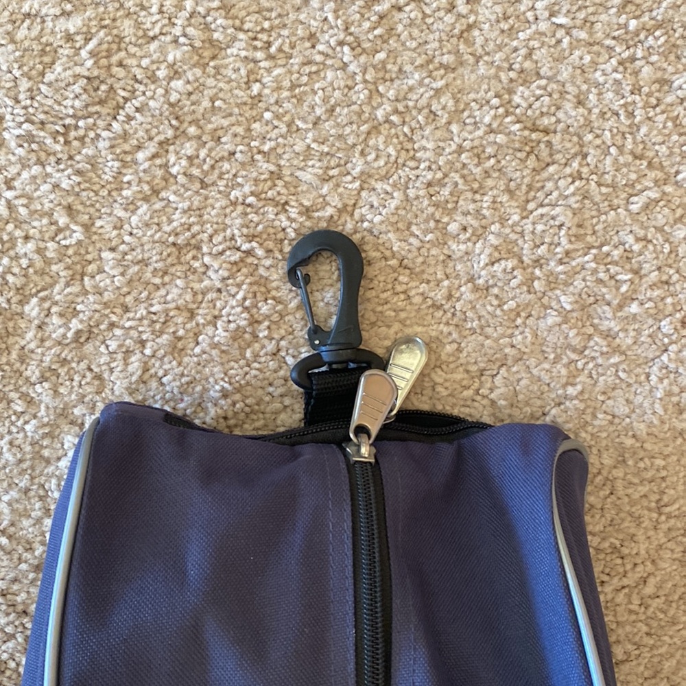 Baseball Bag - Picture 3 of 7